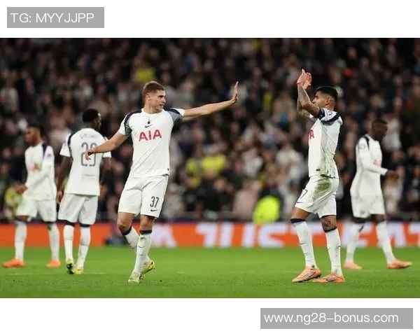 英超焦点战波尔图大胜热刺红牌事件引发全场热议