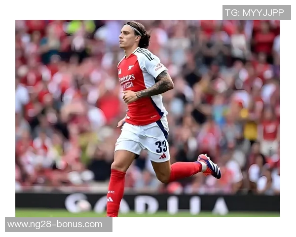 中超惊现经典对决阿森纳险胜AC米兰红牌争议引发全场热议 中超惊现经典对决阿森纳险胜AC米兰红牌争议引发全场热议