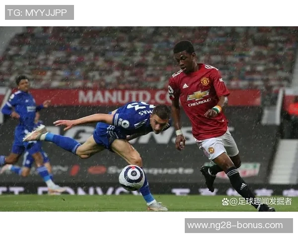 足总杯精彩对决拜仁大胜波尔图补时进球引发争议判罚全场沸腾 足总杯精彩对决拜仁大胜波尔图补时进球引发争议判罚全场沸腾